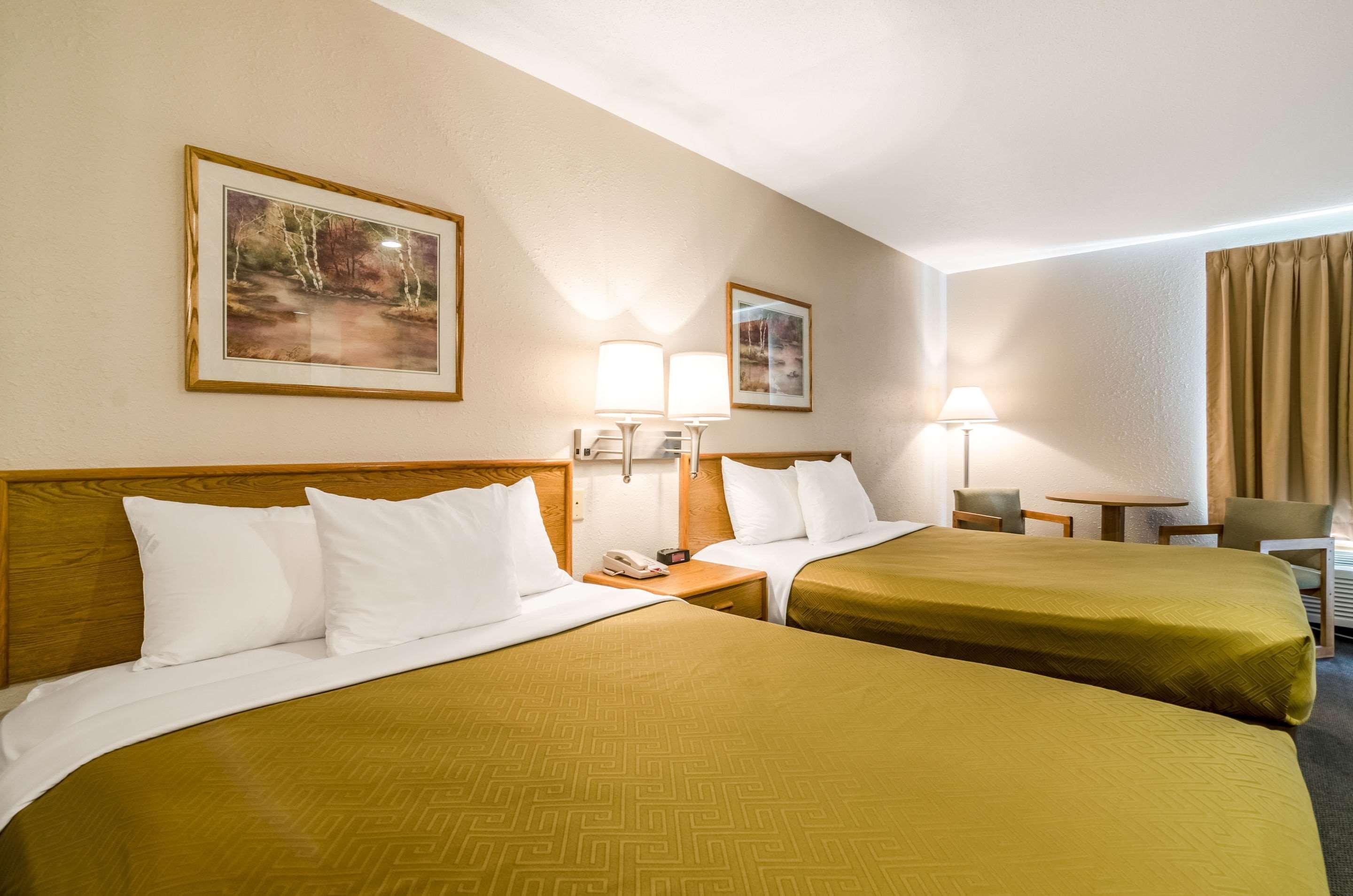 Rodeway Inn Ainsworth Eksteriør bilde