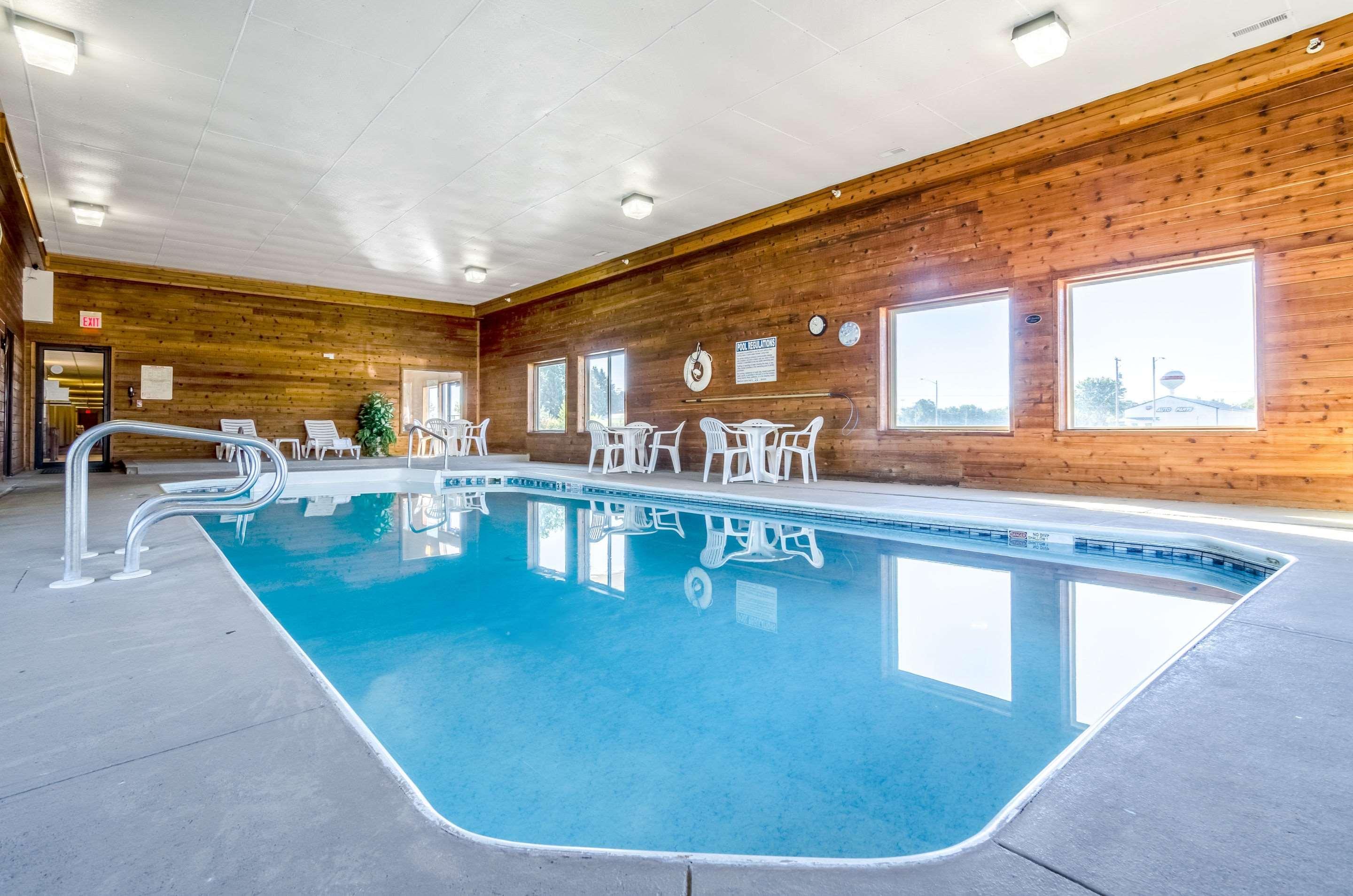 Rodeway Inn Ainsworth Eksteriør bilde