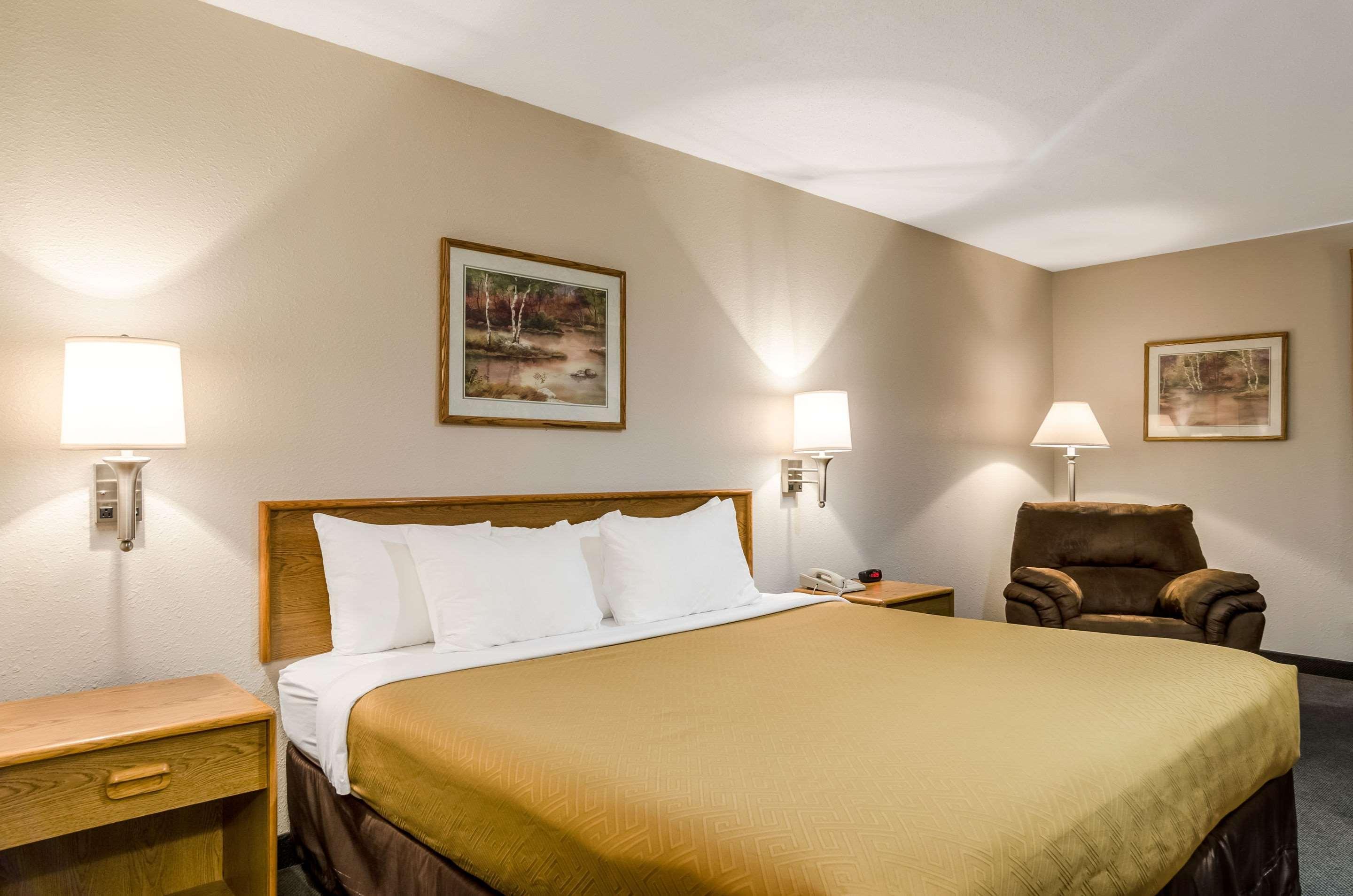 Rodeway Inn Ainsworth Eksteriør bilde