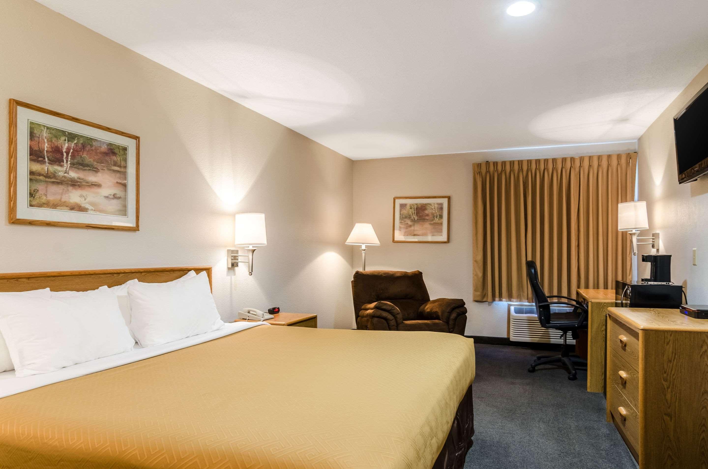 Rodeway Inn Ainsworth Eksteriør bilde